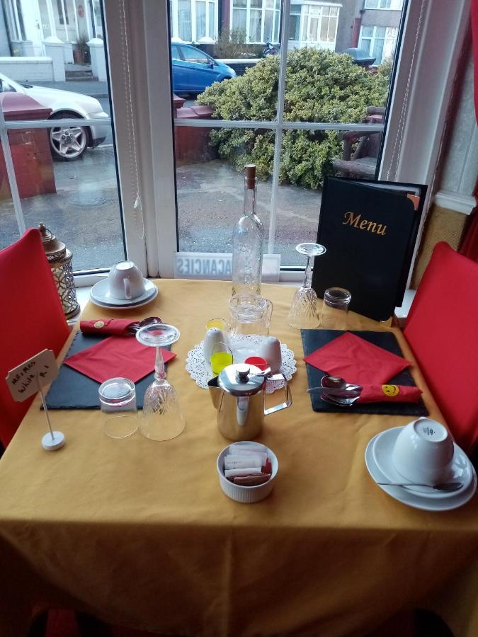 A&P At The Sheron House Blackpool Esterno foto